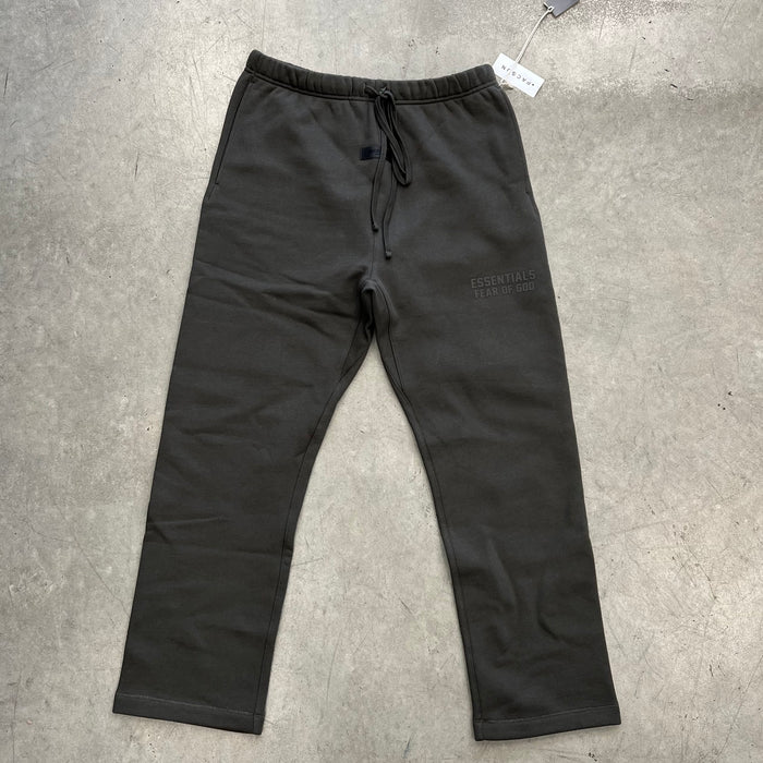 Fear Of God Essentials Relaxed Sweatpant 'Off Black'