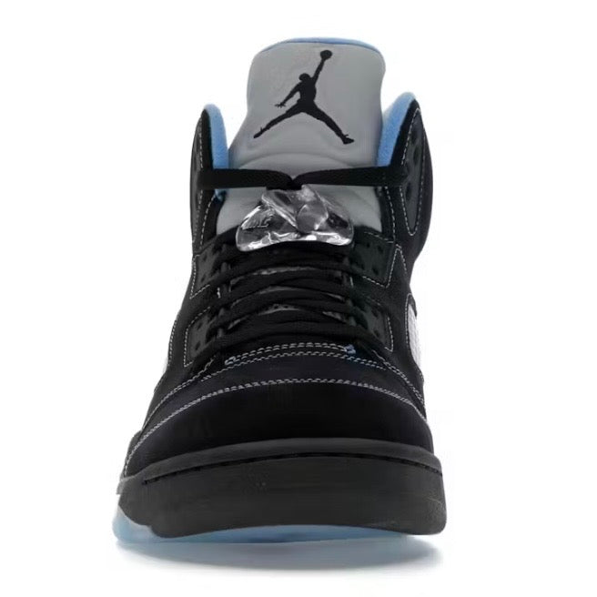 Jordan 5 Retro Black University Blue (2026)