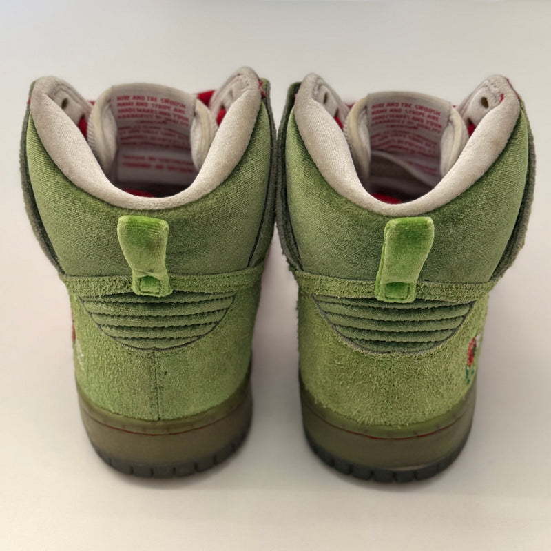 Nike SB Dunk High 'Strawberry Cough'