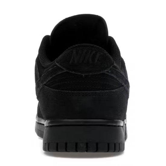 Nike Dunk Low SE Triple Black