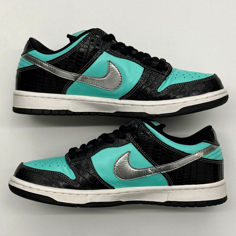 Nike SB Dunk Low Diamond Supply Co.