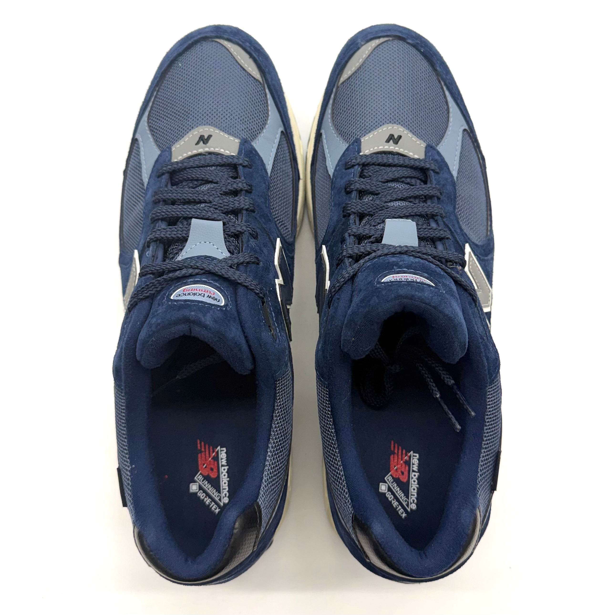 New Balance 2002R Gore-Tex Navy Arctic Grey - M2002RXF | United Kicks
