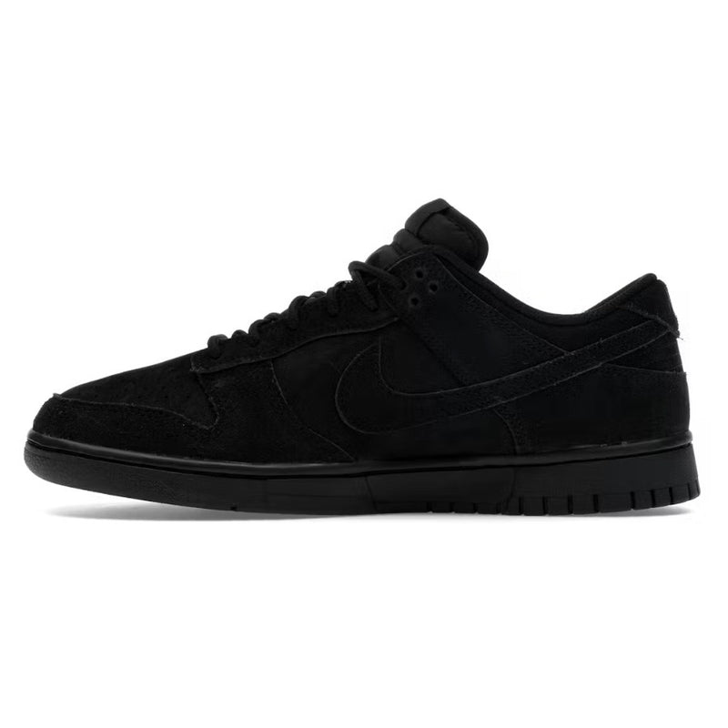 Nike Dunk Low SE Triple Black