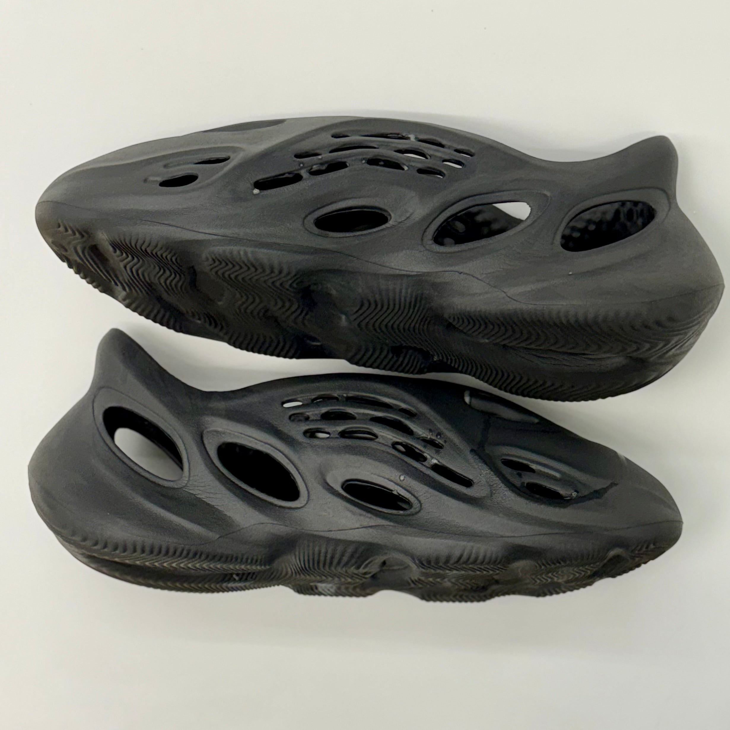 Adidas Yeezy Foam RNR Onyx - Black Foam Sneakers | Pre-Owned