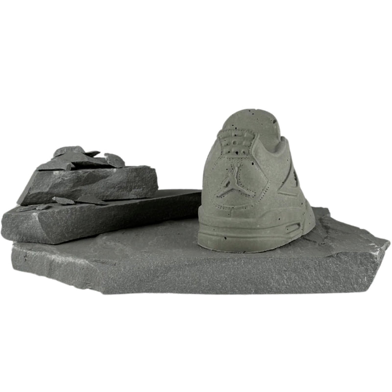 AIR JORDAN 4 INSPIRED STONE CENTERPIECE