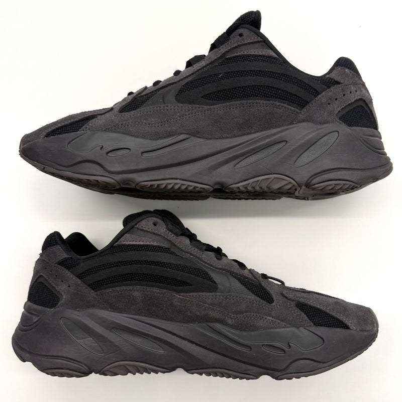 Adidas Yeezy Boost 700 V2 Vanta