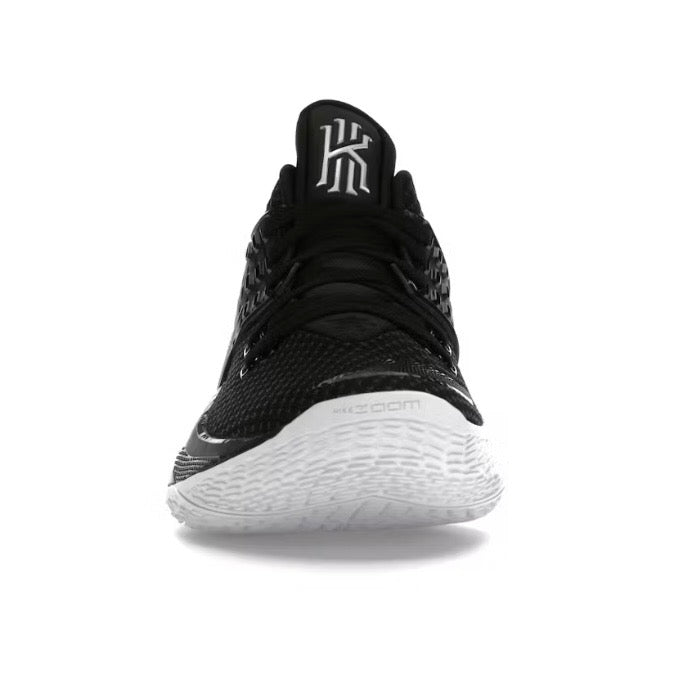 Nike Kyrie Low 2 Black Metallic Silver
