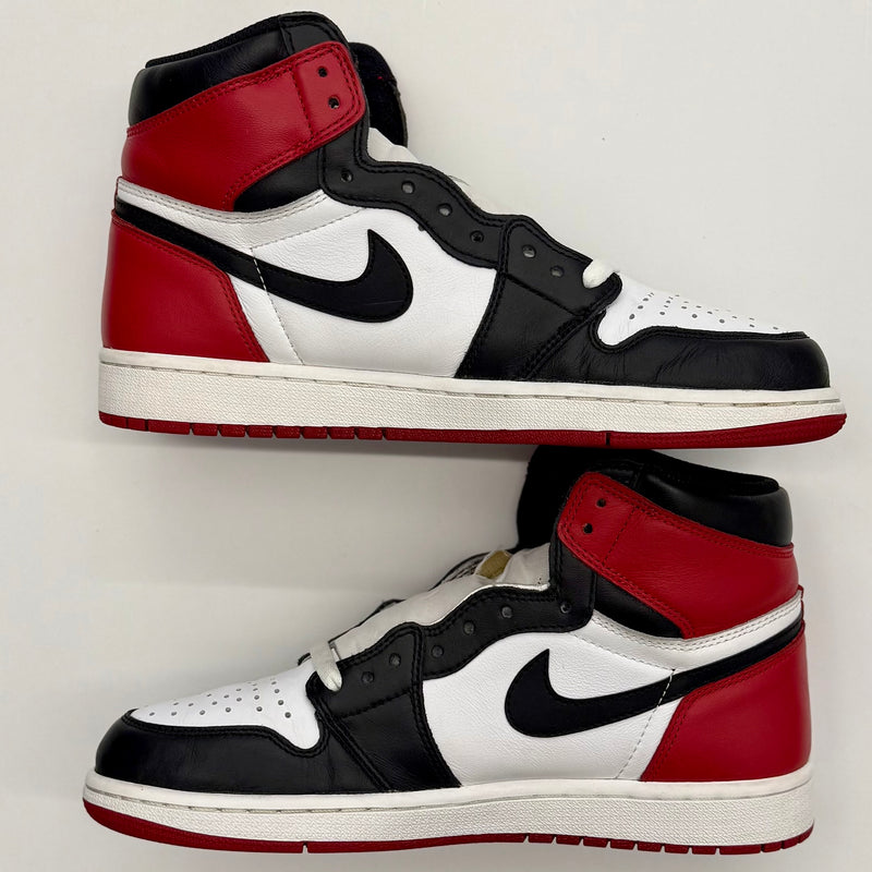 Jordan 1 Retro Black Toe (2016)