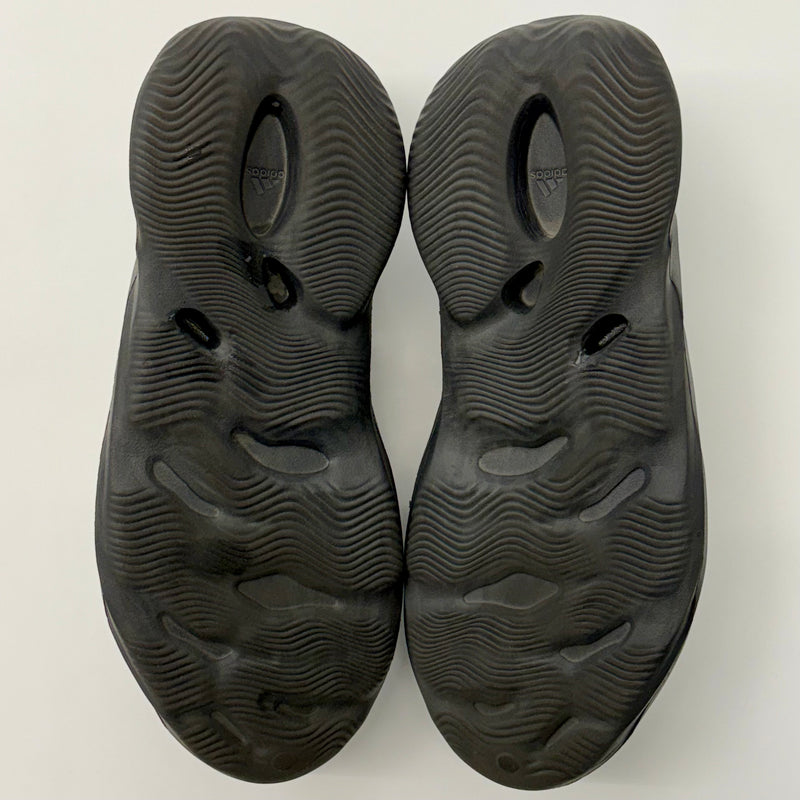 adidas Yeezy Foam RNR Onyx