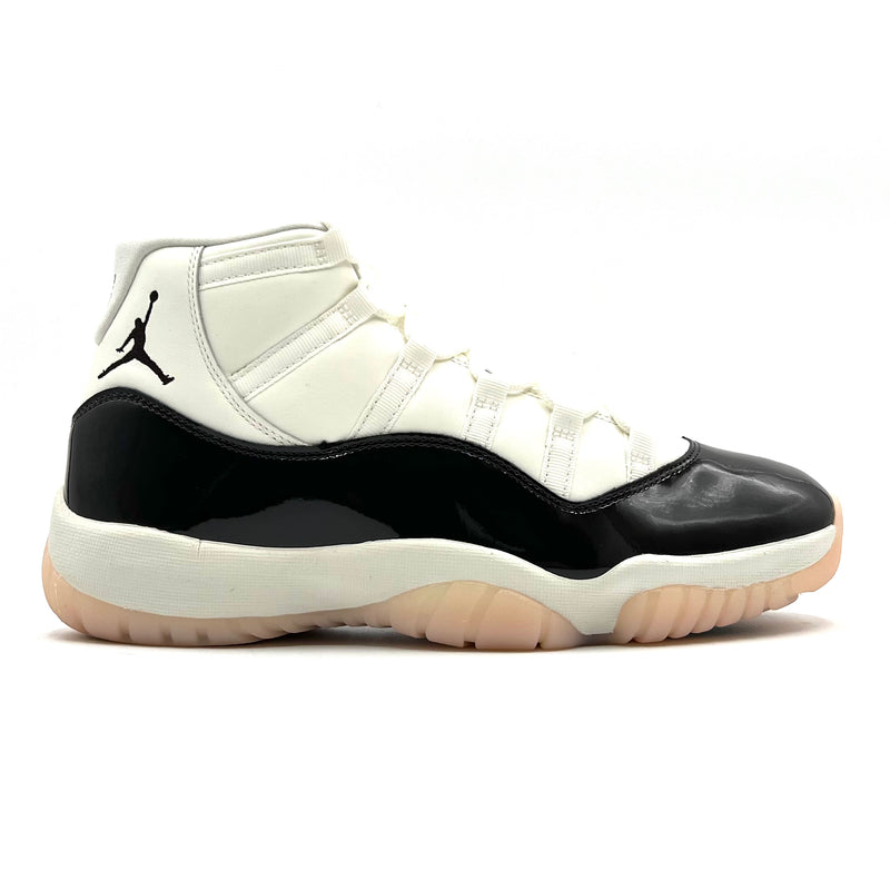 Jordan 11 Retro Neapolitan (Women)