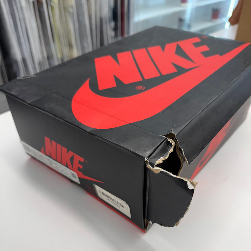 Air Jordan 1 Retro High OG 'Volt Gold'