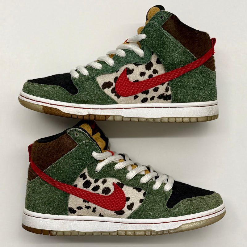 Nike SB Dunk High Dog Walker