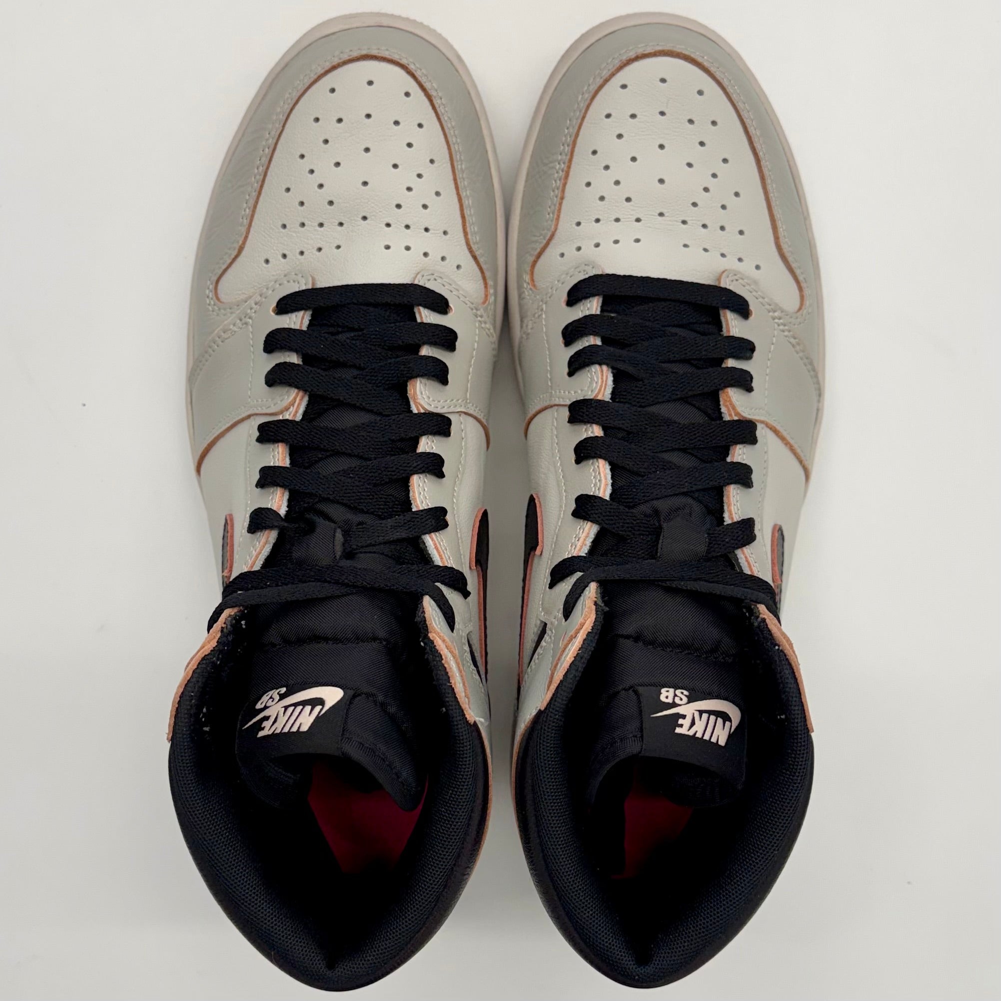 Air Jordan 1 Retro High SB NYC to Paris CD6578-006 (Pre-Owned