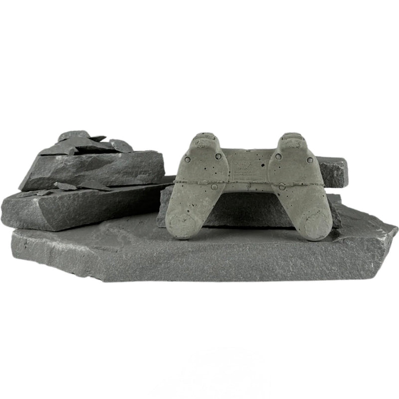 PLAYSTATION INSPIRED STONE CENTERPIECE