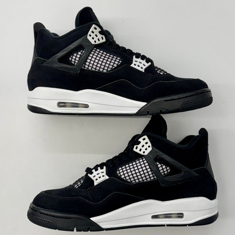 Jordan 4 White Thunder (2024)