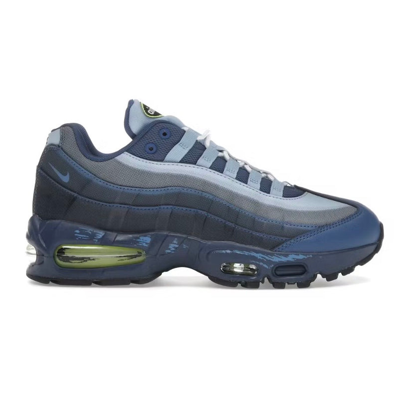 yugioh air max 95 card Official images of the Yu-Gi-Oh! X Nike Muscle 'Joey Wheeler' set to release September 12th for $210. Each pair will come with a YGO card Nike Air Max Muscle 95