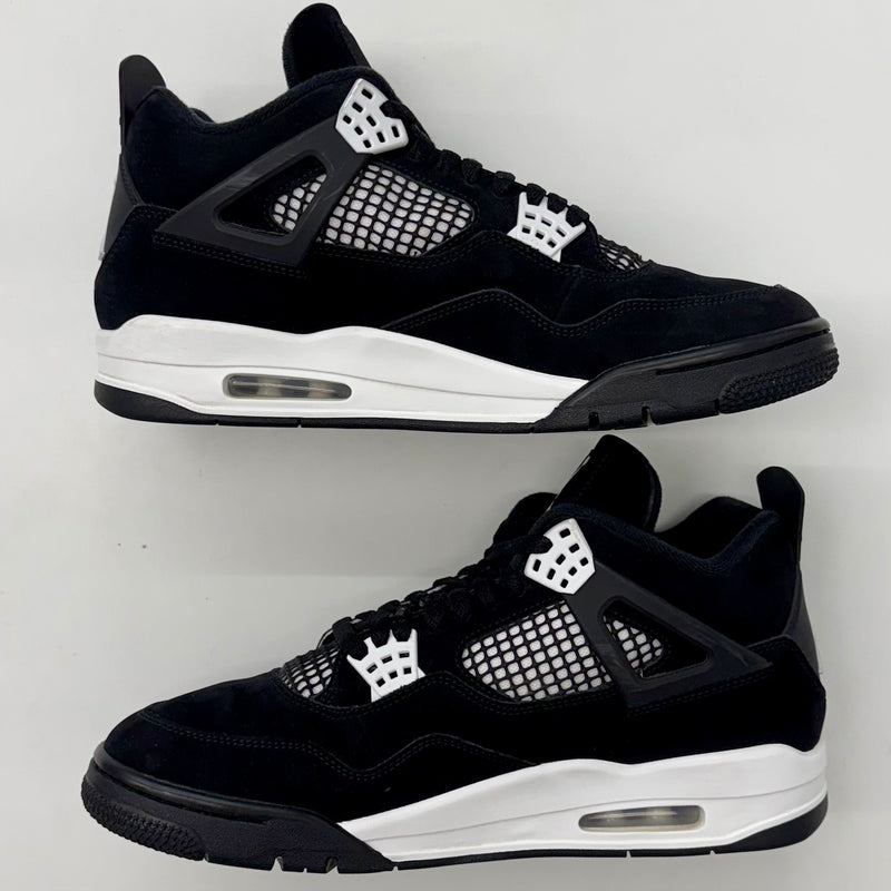 Jordan 4 White Thunder (2024)
