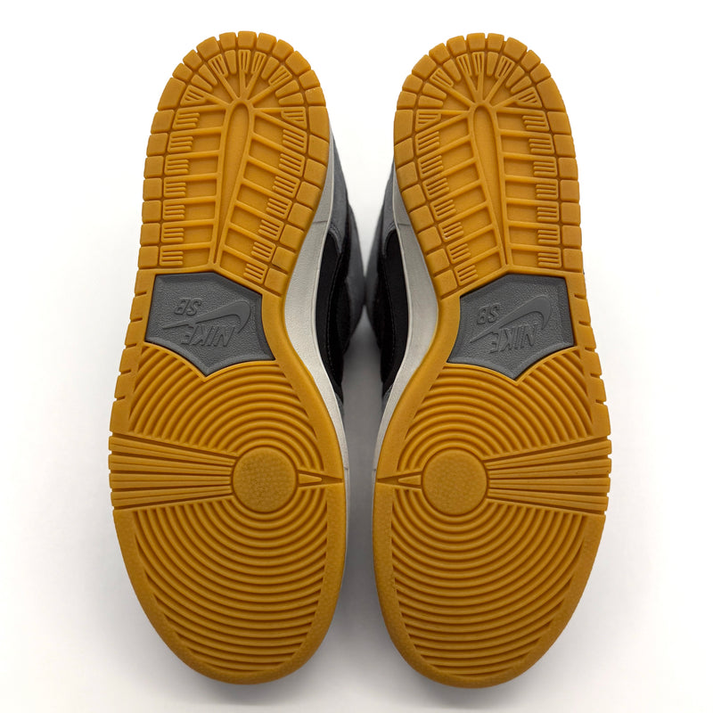 Nike SB Dunk Low Dark Smoke Grey