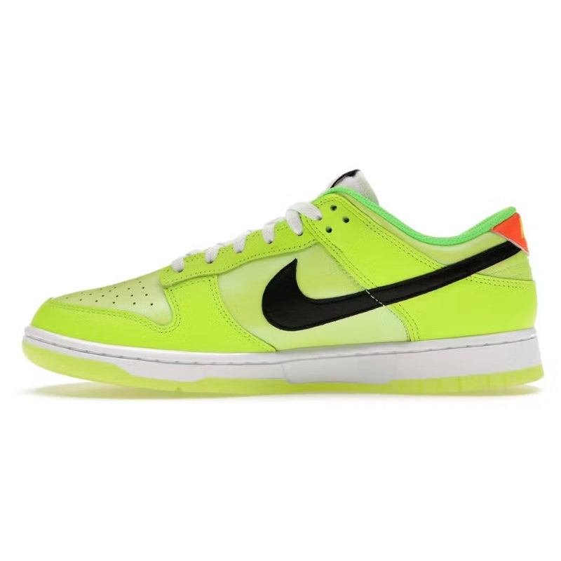 Nike Dunk Low SE 'Splash Volt'