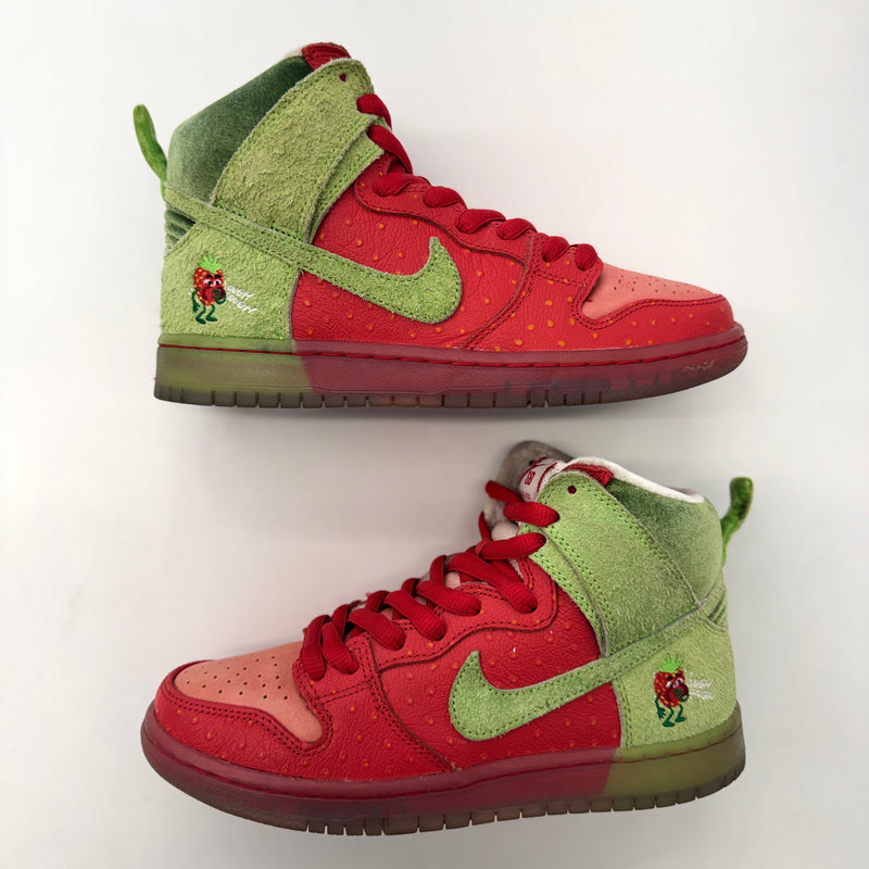 Nike SB Dunk High 'Strawberry Cough'