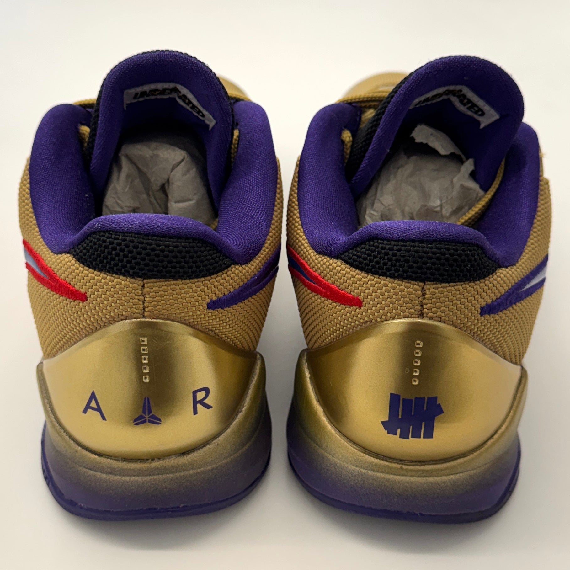 Nike Kobe 5 Protro x Undefeated Hall Of Fame | Metallic Gold