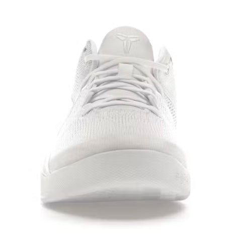 white basketball shoes size 8