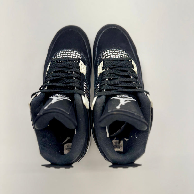 Jordan 4 White Thunder (2024)