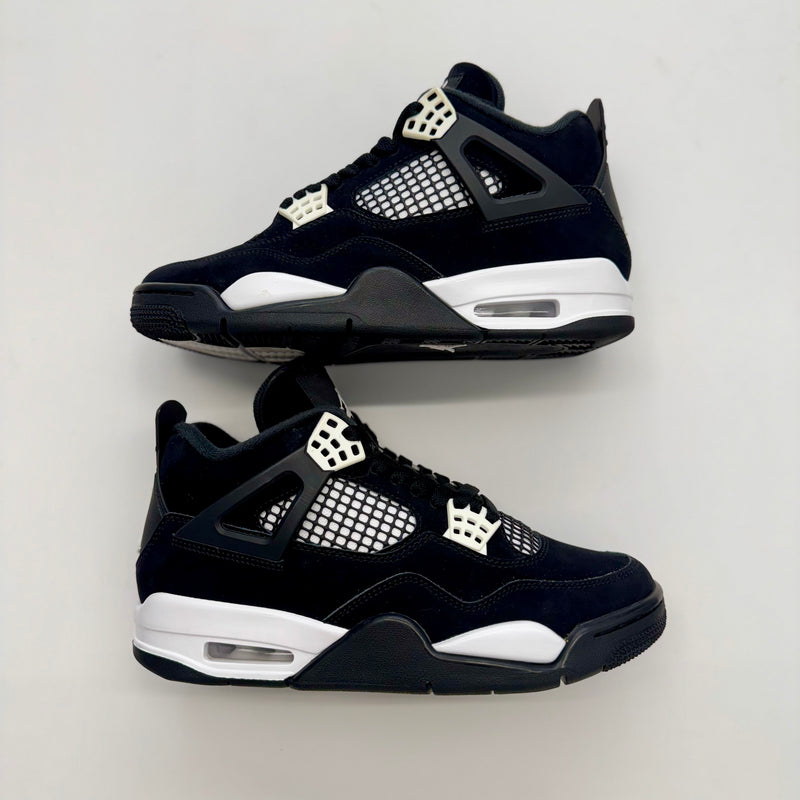 Jordan 4 White Thunder (2024)