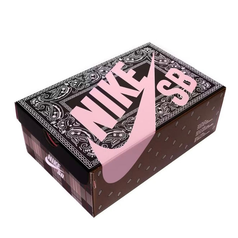 Nike SB Dunk Low x Travis Scott 'Bandana' (Special Box)