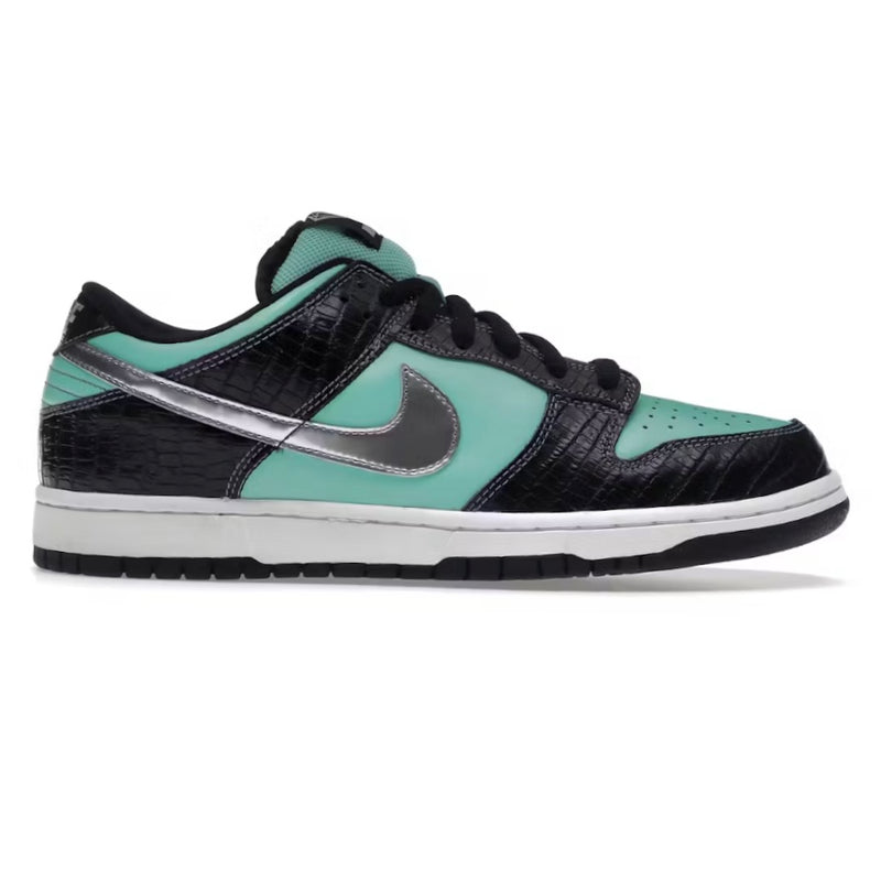 Nike SB Dunk Low Diamond Supply Co.