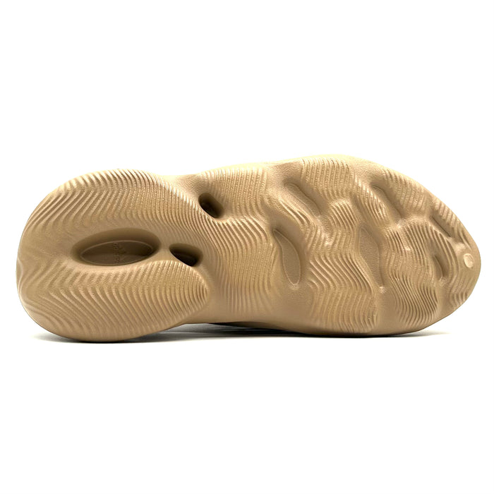 Adidas Yeezy Foam RNR 'Clay Taupe'