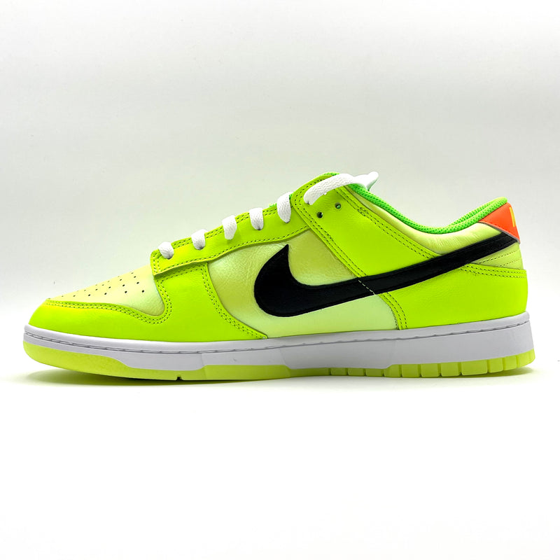 Nike Dunk Low SE 'Splash Volt'