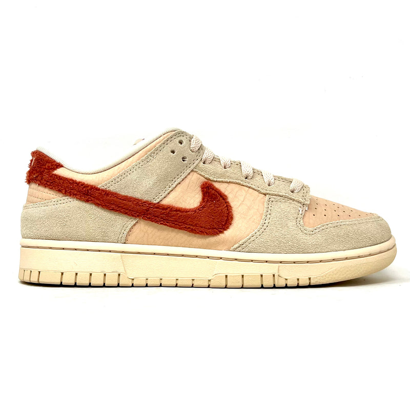 Nike Dunk Low 'Terry Swoosh' (Mujer)