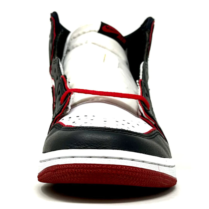 Air Jordan 1 Retro High OG ‘Bloodline’