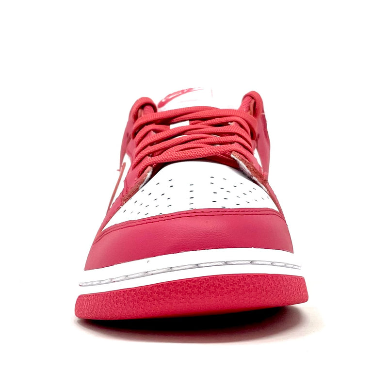 Nike Dunk Low 'Archeo Rosa'